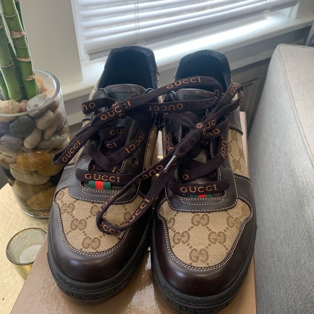 Authentic Men’s Gucci sneakers